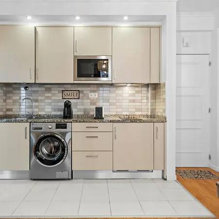 Apartment Cozy Center In