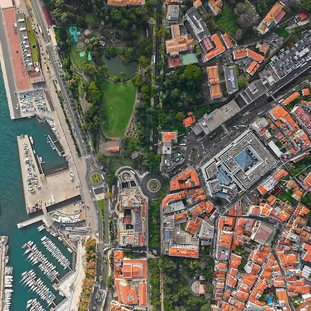 Appartement Cozy Center In *